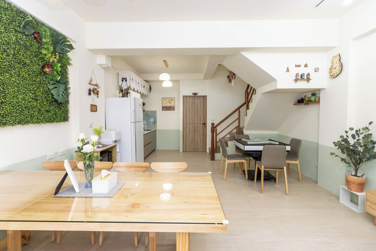 Others 1, TurnLeftHome, Yilan