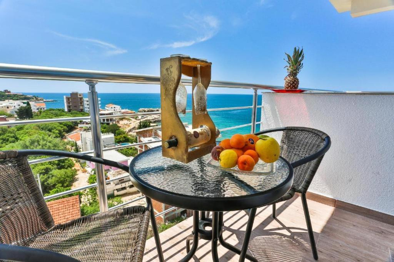 Others 5, Buskovic Bella Vista
