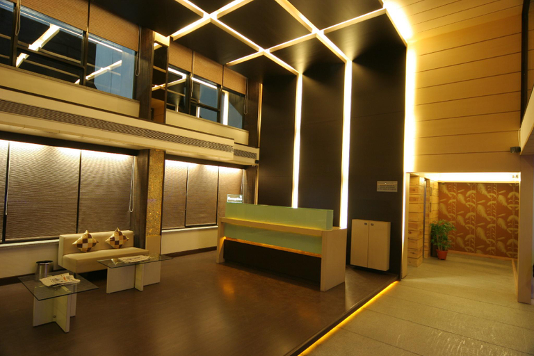 Public Area 3, Pride Biznotel Alkapuri, Vadodara
