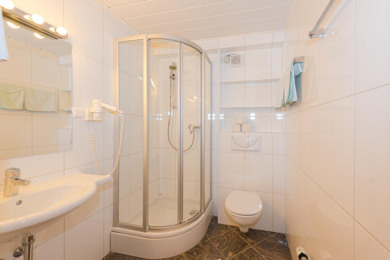 Bathroom, City Life 4 by Alpenidyll Apartments, Liezen