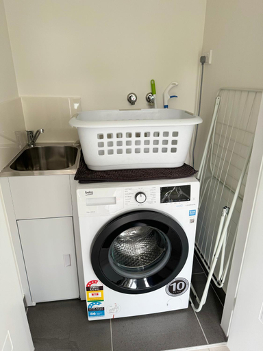 Others 5, Cosy Sunlit Home Away from Home, Baulkham Hills - Central