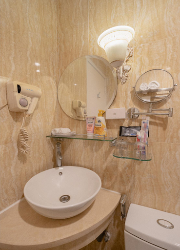Bathroom 5