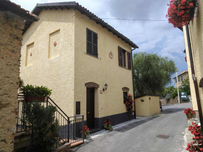 Exterior & Views 3, U' Spigu Valentina, Savona