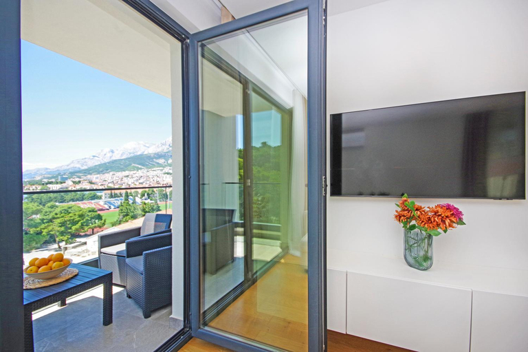 Others 4, ATLANTIS LUX with pool, Makarska