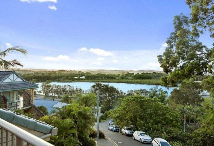 Currumbin Escape 2 BDR Water Views, Gold Coast