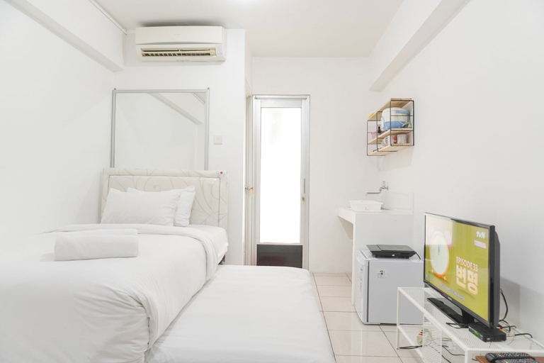 Bedroom 3, Good And Nice Studio At Green Bay Pluit Apartment, North Jakarta