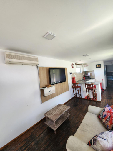Others 5, Casa Conteiner, Cerrillos