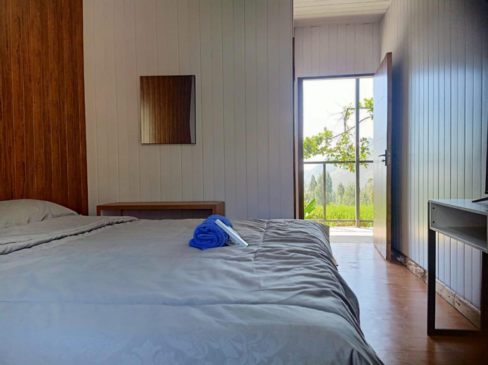 Bedroom 27