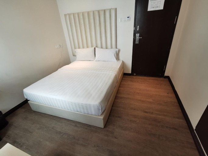 Bedroom 16