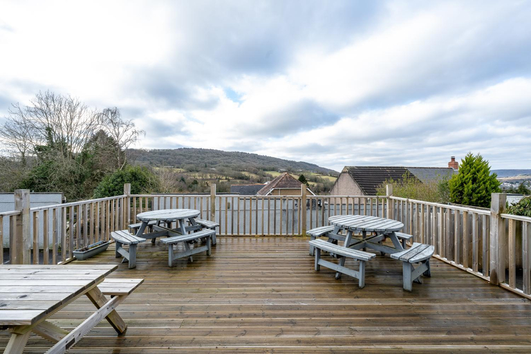 Others 4, New Lodge Rooms- with Free Parking, Neath Port Talbot