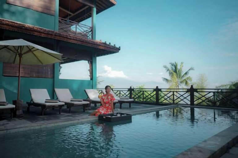 Swimming Pool 2