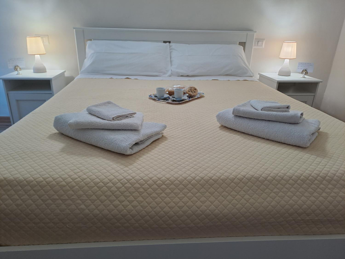 Bedroom 24