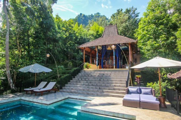 Swimming Pool 6