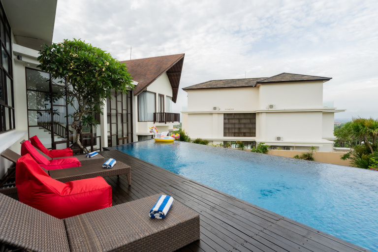 Sport & Beauty 2, Jimbaran Sea View Villa, Badung