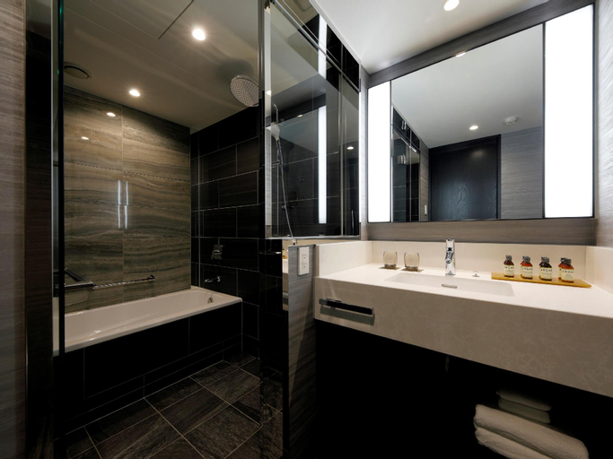 Bathroom 7