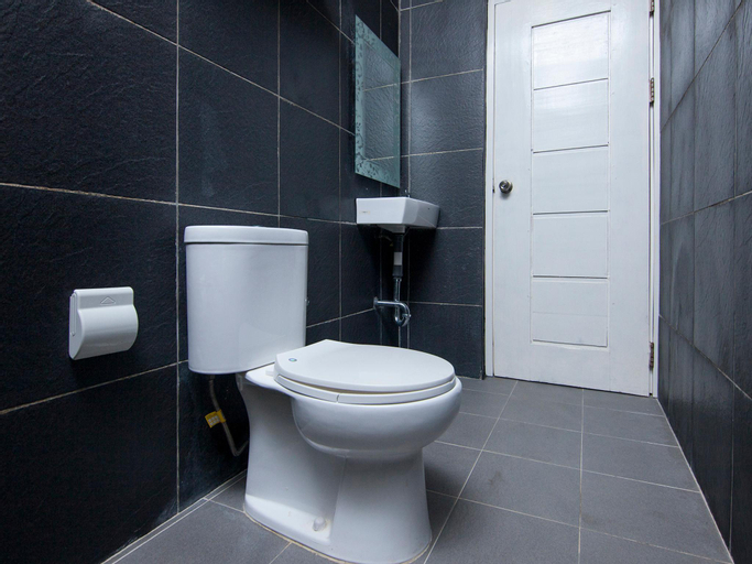 Bathroom 3