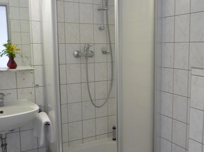Bathroom 12