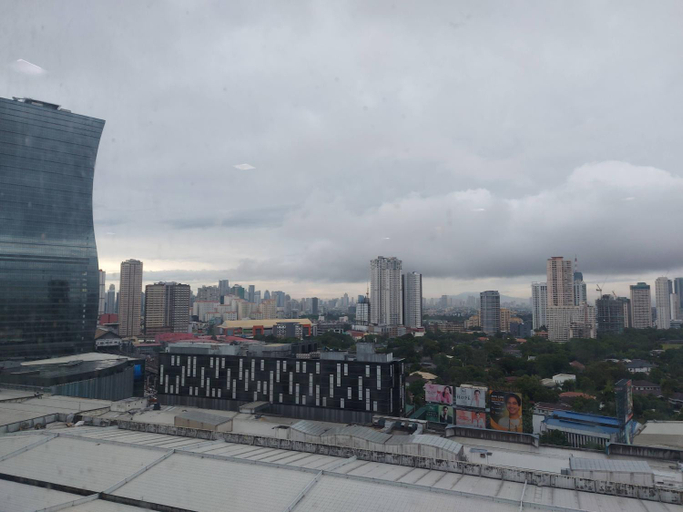 Others 3, Comfy Bunkbed with Pool, Mandaluyong