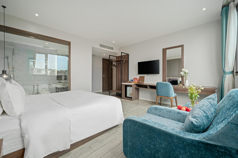 Bedroom 16