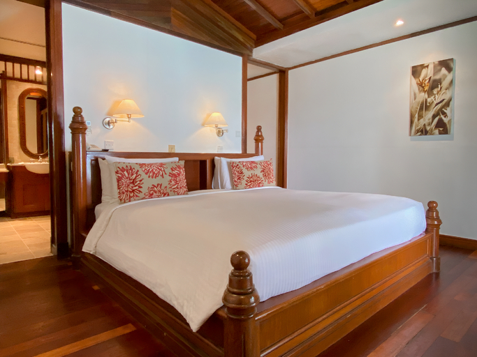 Bedroom 13