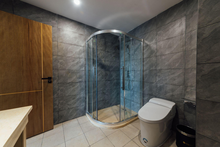 Bathroom 3