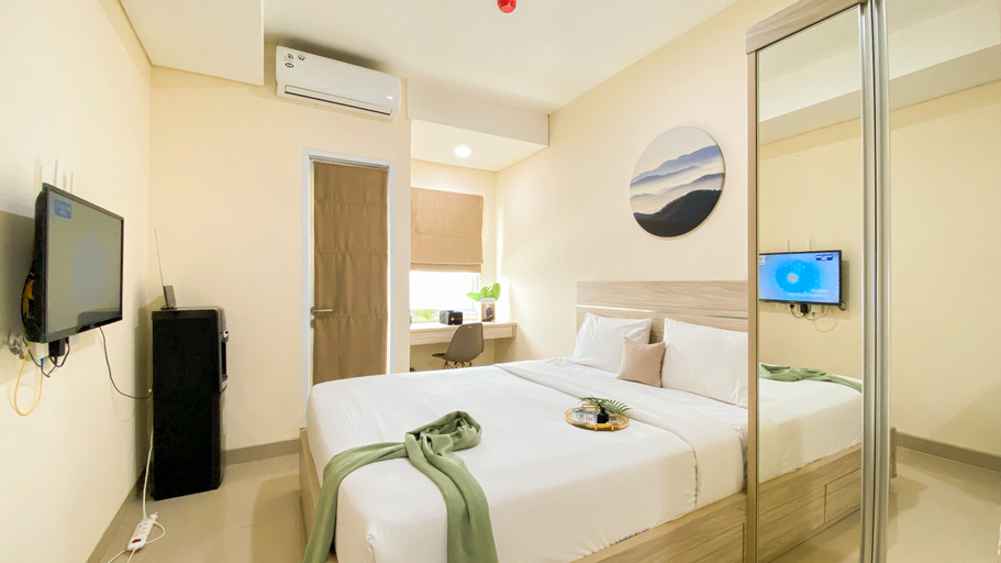 Simple and Spacious Studio Apartment at B Residence By Travelio, South Tangerang