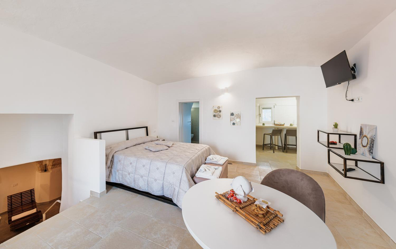 3, Il Pumo Bianco Ostuni Suite, Brindisi
