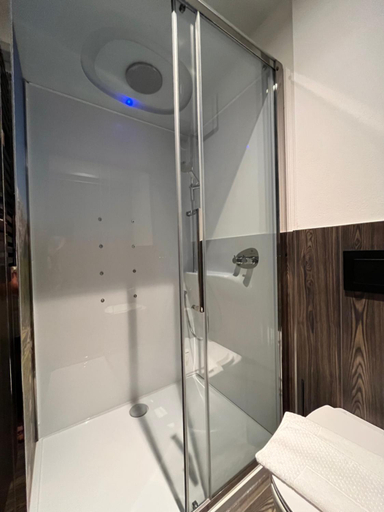 Others 5, Gin Luxury Apartments City Centre, Sondrio