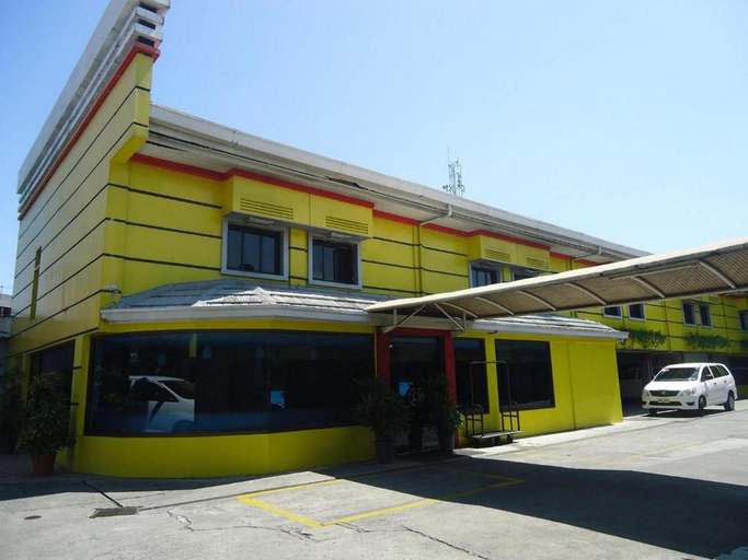 Exterior 5