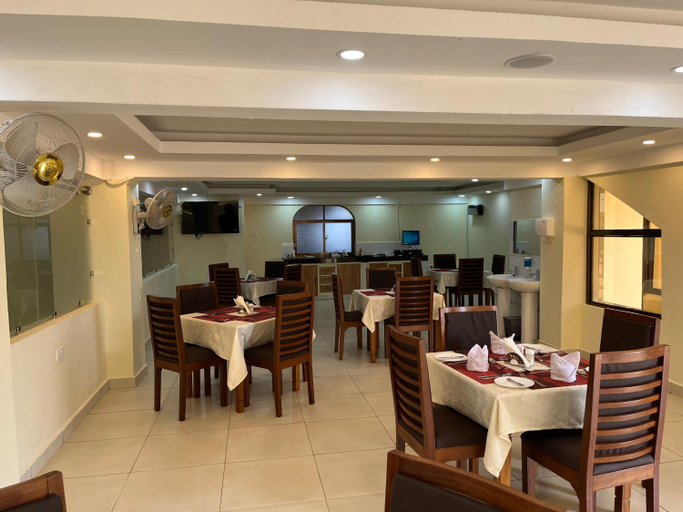 Food & Drinks 5, The Avid Hotel Voi, Voi