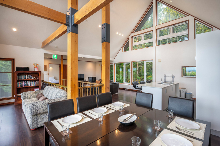 Food & Drinks, Furano Lodge 10 by H2 Life, Furano