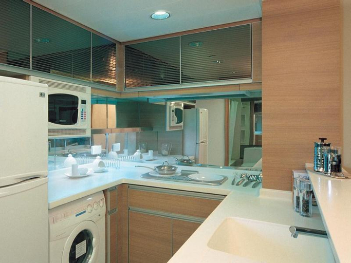 Dining Room 11
