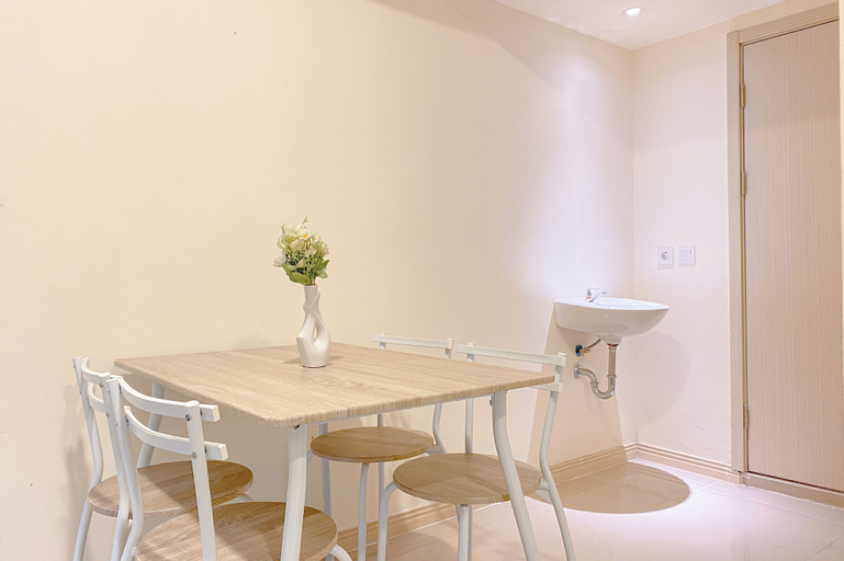 Dining Room 6