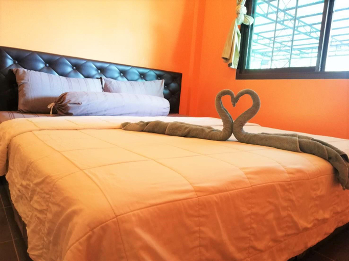 Bedroom 2, Phurafa Resort, Takua Thung