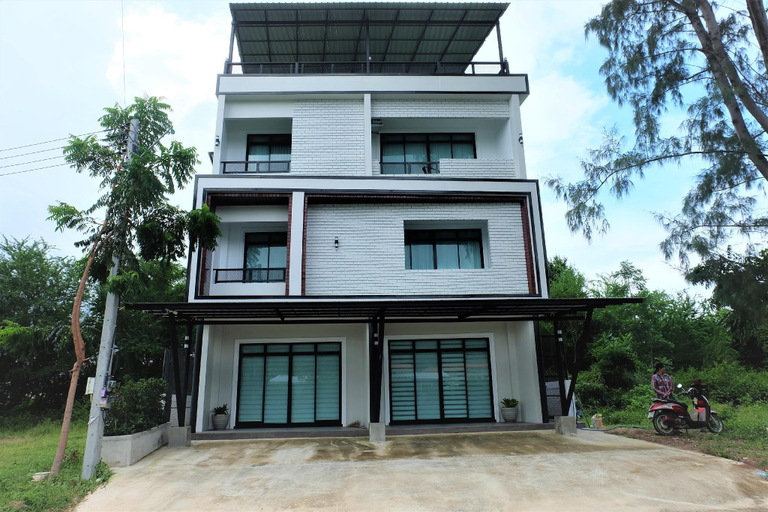 Others 3, Rubrom&Chomview Hauhin Pranburi, K. Sam Roi Yot