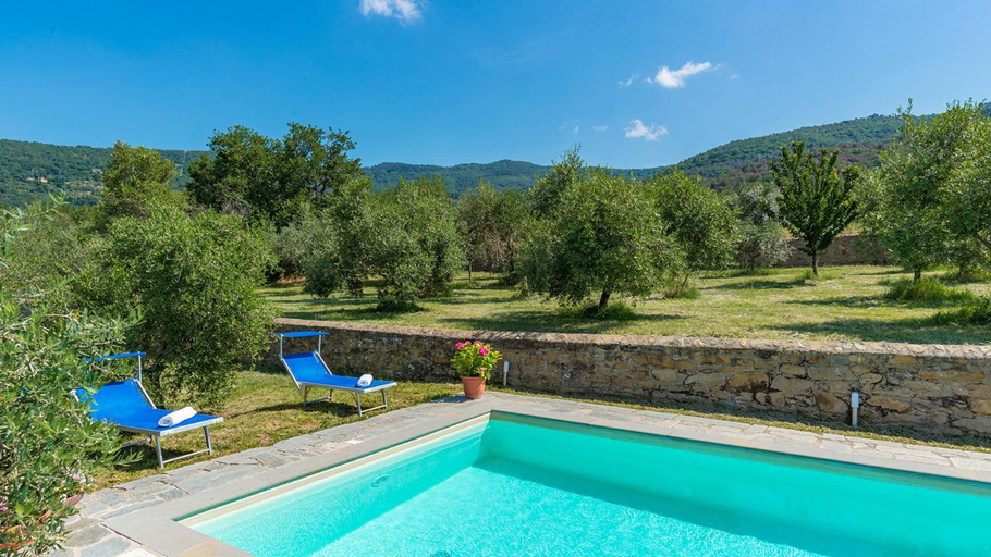 Sport & Beauty 2, VILLA FABI 6&2, Emma Villas, Arezzo