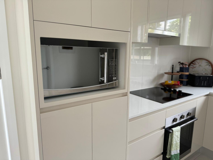 Others 3, Cosy Sunlit Home Away from Home, Baulkham Hills - Central