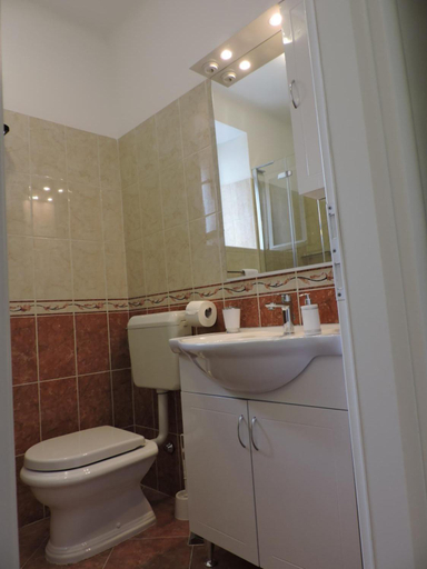 Bathroom 2, Apartments Nina Riva, Kaštela
