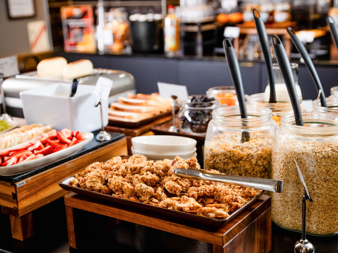 Food & Drinks 4, Mercure Nancy Centre Place Stanislas Hotel, Meurthe-et-Moselle