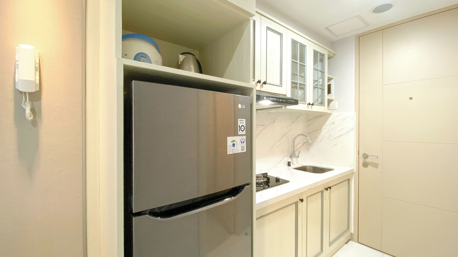 Bathroom 5, Cozy And Best Studio Apartment Tokyo Riverside Pik 2, Tangerang