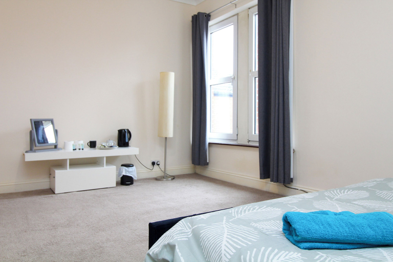 Others 4, Darwin road guest house room 3, Southampton