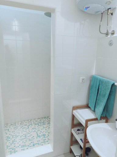 Bathroom 5, Apartments Nina Riva, Kaštela