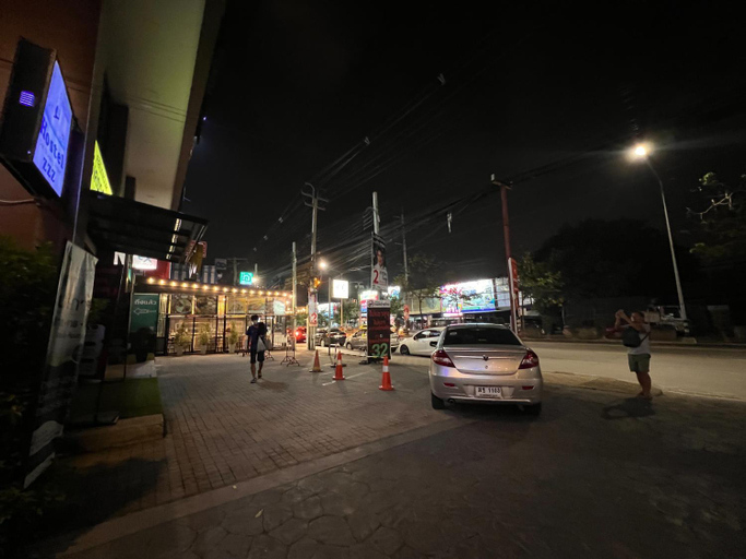 Others 5, Peony's Home, Don Muang
