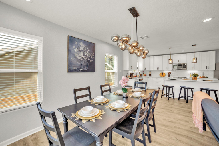 Others 5, Spacious & Homey 4br/3ba W/amenities Near Downtown, Bexar