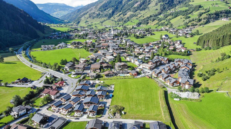 Others 3, Hochalmbahnen Chalets 10W2, Holunder, nahe Gondel, Zell am See