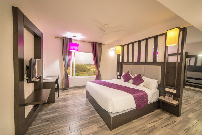 Bedroom 2, Hotel Visakka - Palani, Dindigul