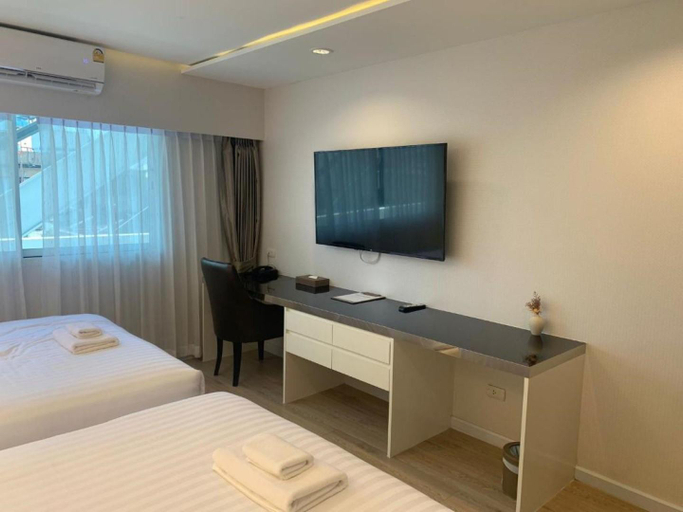 Bedroom 8