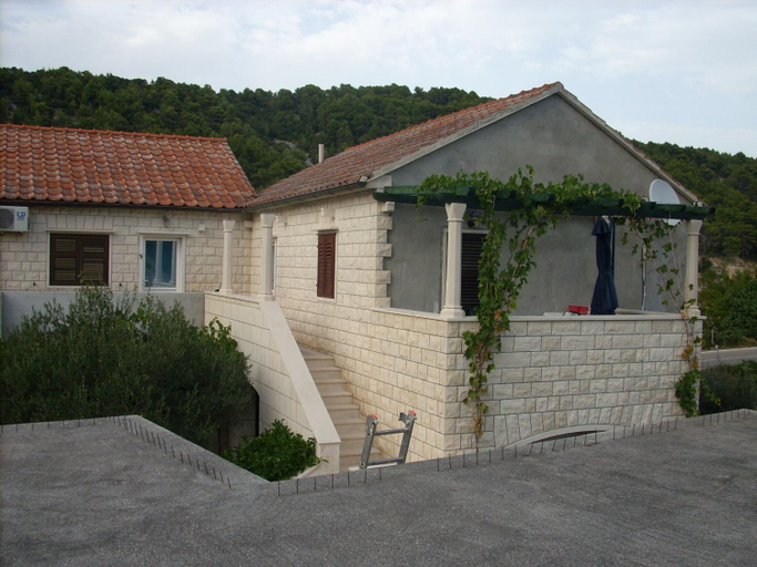Others 5, Apartments DARIJA & PERO, Pučišća