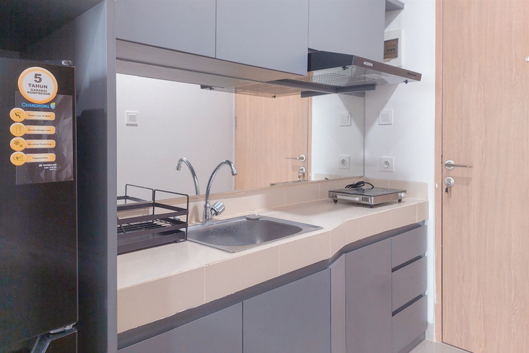 Others 5, Minimalist And Homey Studio Apartment At B Residence, South Tangerang