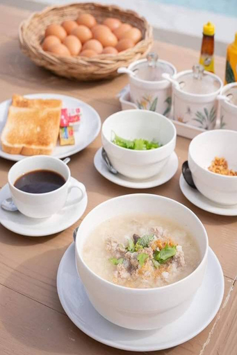 Food & Drinks 5, The First Residence Lamphun, Muang Lamphun